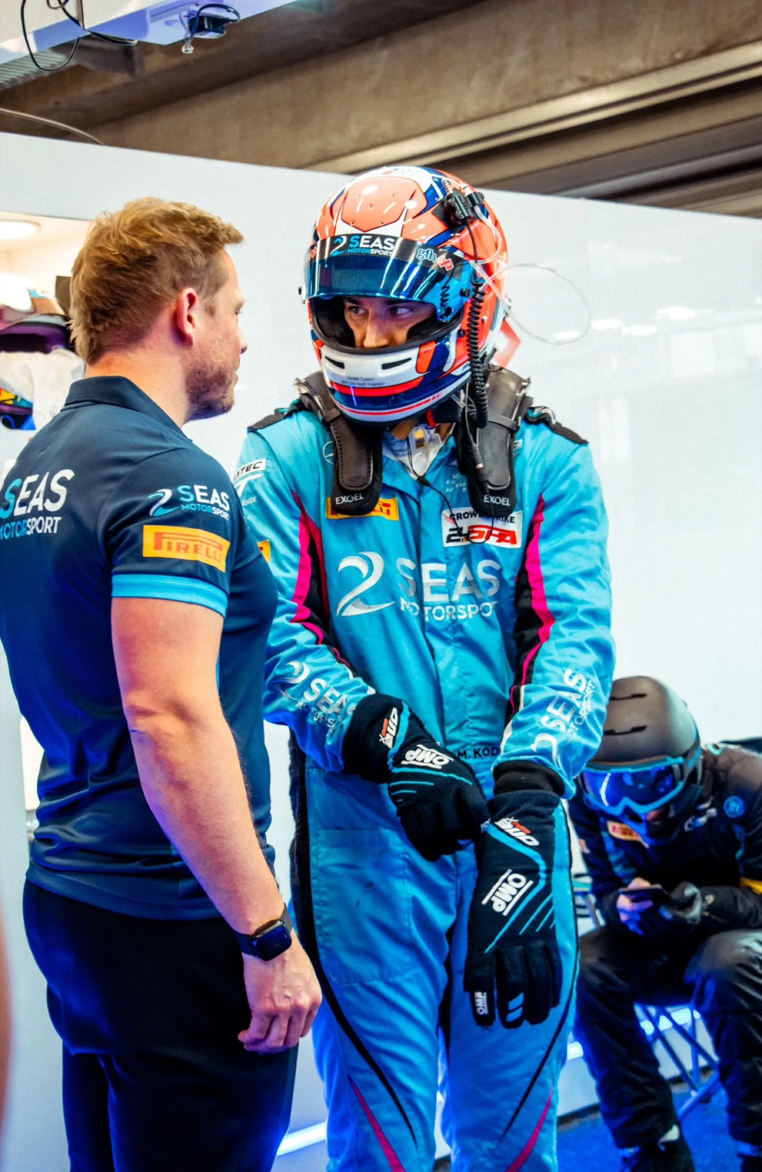 Body Clinic coach with a 2 Seas Motorsport driver